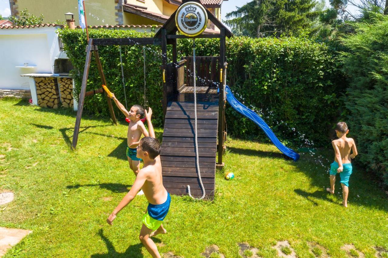 Къща за гости Вила Теkето I Family Guest House Villa Teketo Nikolovo Екстер'єр фото
